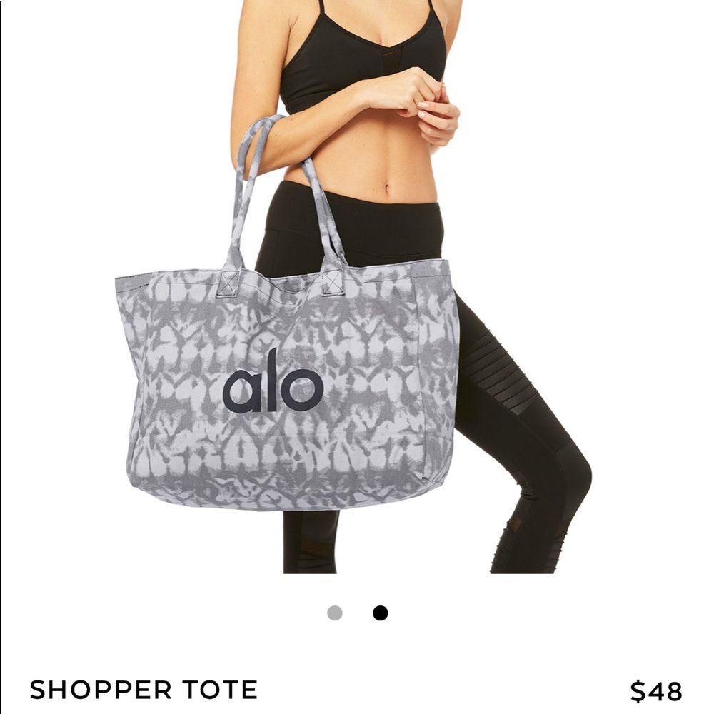Alo yoga bag